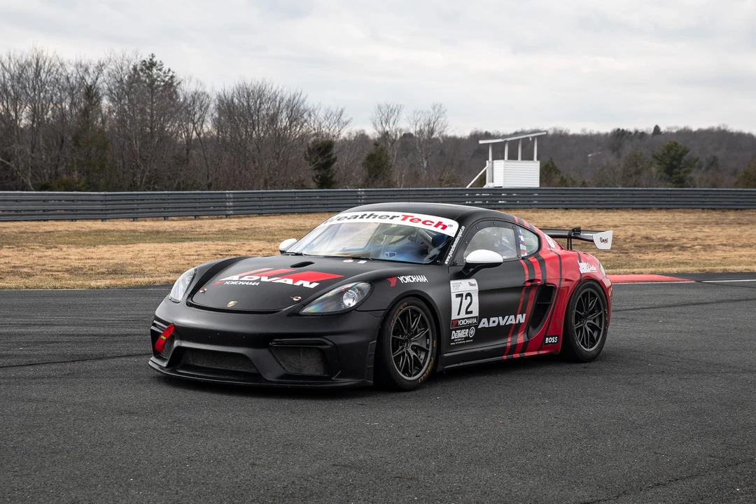 2019 Porsche 718 Cayman GT4 Clubsport - Image 5 of 31