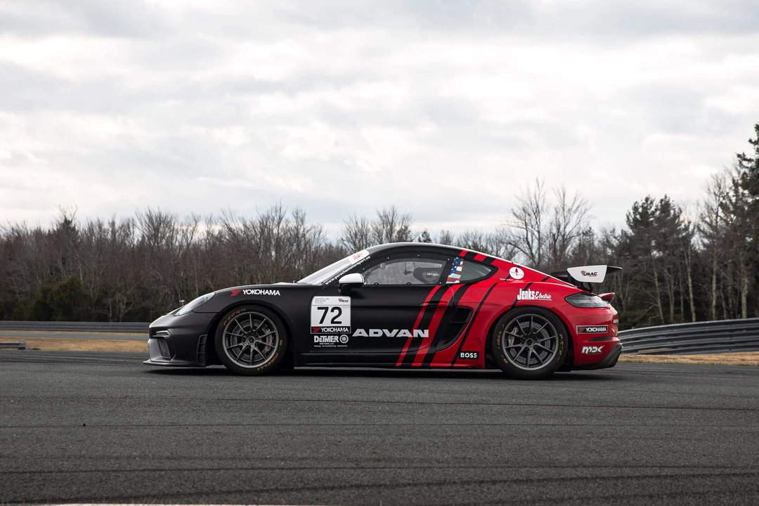 2019 Porsche 718 Cayman GT4 Clubsport - Image 25 of 31