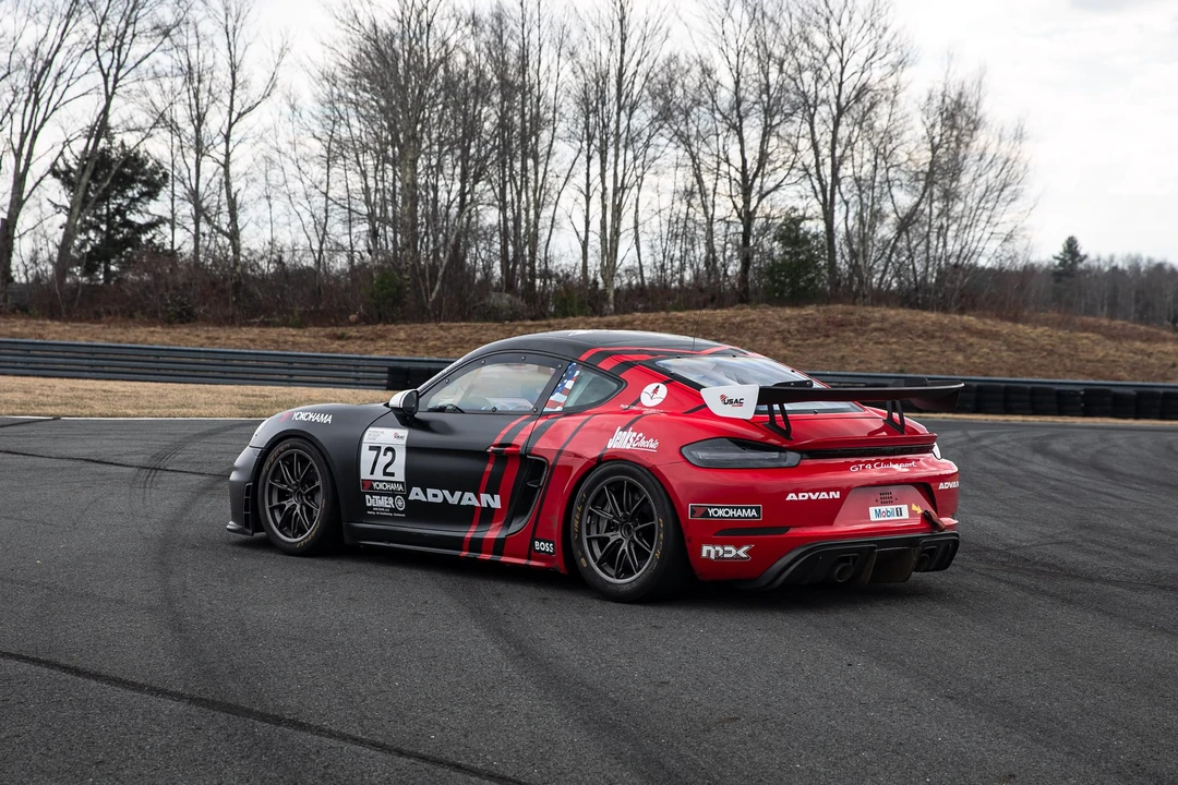 2019 Porsche 718 Cayman GT4 Clubsport - Image 22 of 31