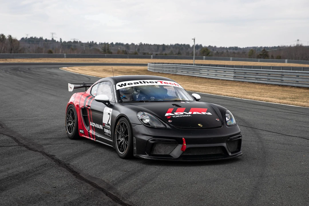 2019 Porsche 718 Cayman GT4 Clubsport - Image 9 of 31