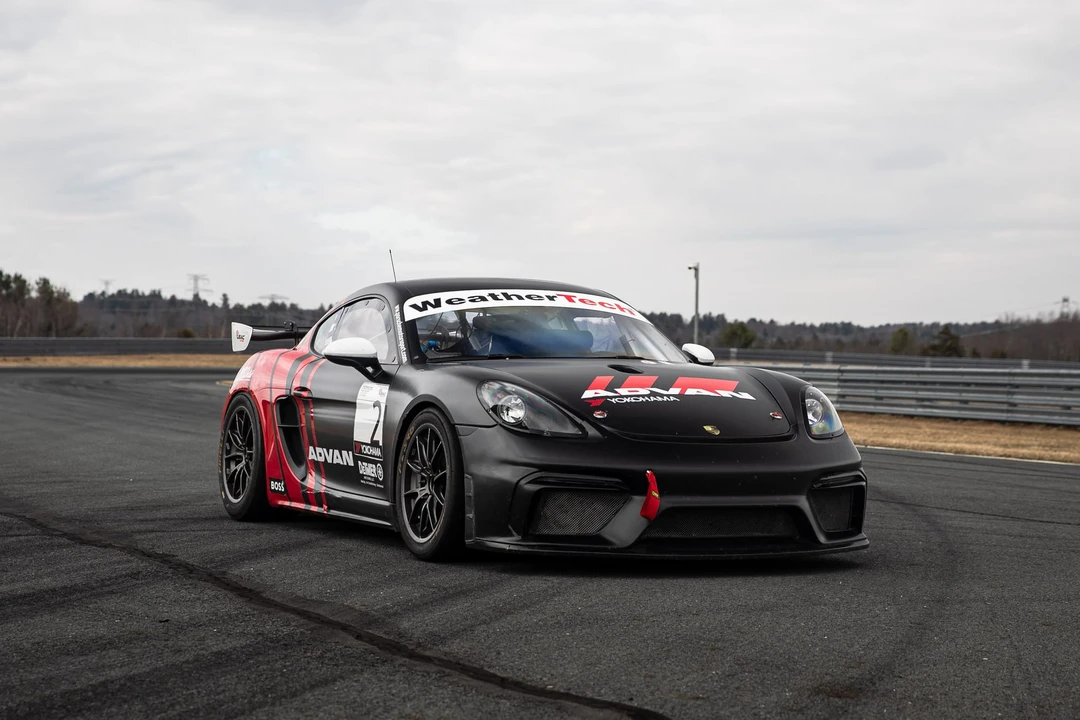 2019 Porsche 718 Cayman GT4 Clubsport - Image 8 of 31