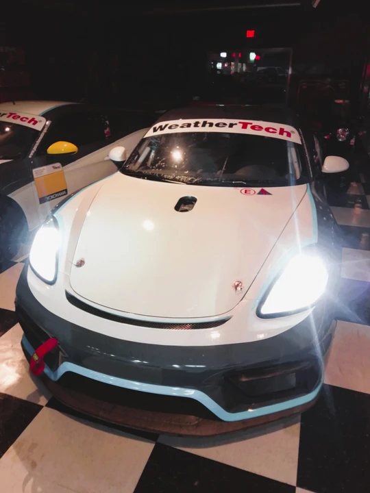 2019 Porsche 718 Cayman GT4 Clubsport - Image 3 of 31
