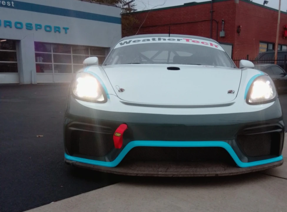 2019 Porsche 718 Cayman GT4 Clubsport - Image 4 of 31