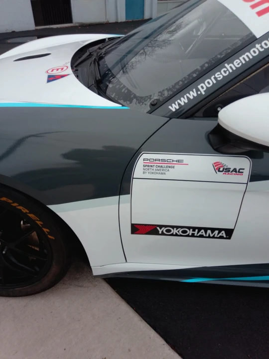 2019 Porsche 718 Cayman GT4 Clubsport - Image 23 of 31