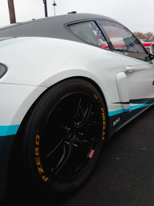 2019 Porsche 718 Cayman GT4 Clubsport - Image 16 of 31