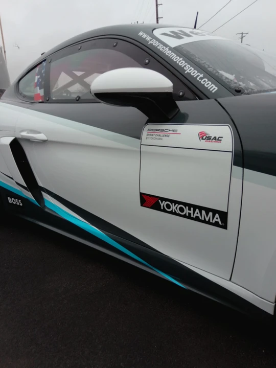 2019 Porsche 718 Cayman GT4 Clubsport - Image 13 of 31