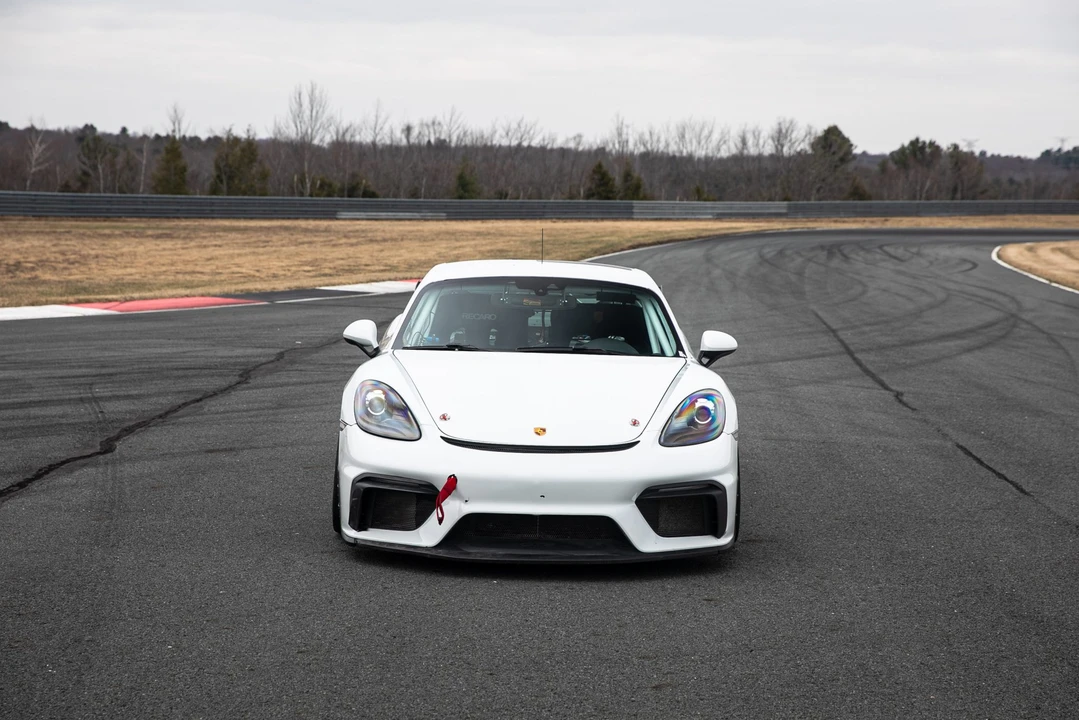 2019 Porsche 718 Cayman GT4 - Image 6 of 31
