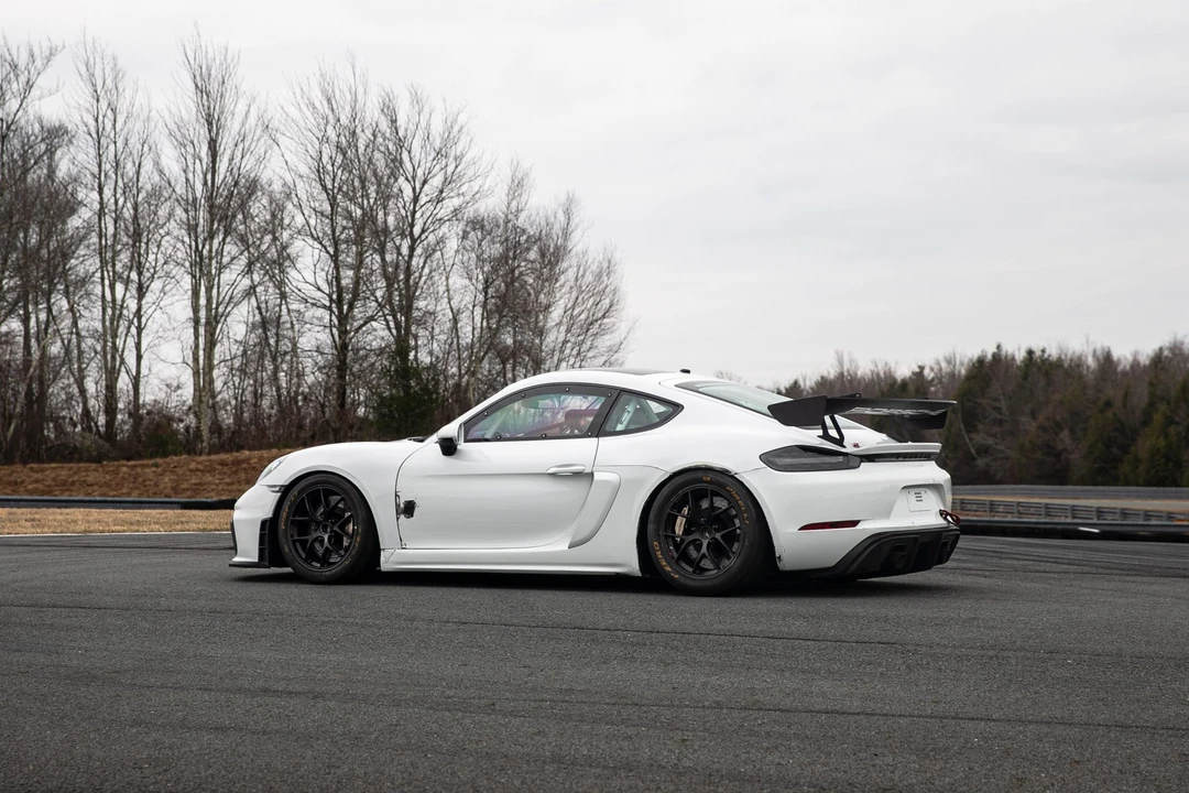 2019 Porsche 718 Cayman GT4 - Image 23 of 31
