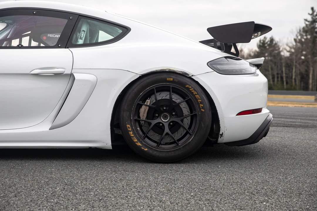 2019 Porsche 718 Cayman GT4 - Image 27 of 31