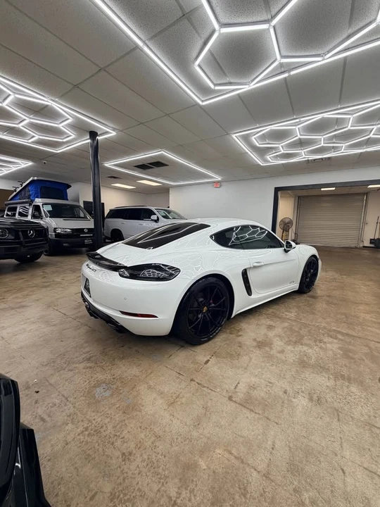 2019 Porsche 718 Cayman - Image 7 of 15