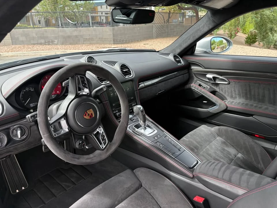 2019 Porsche 718 Cayman - Image 13 of 18