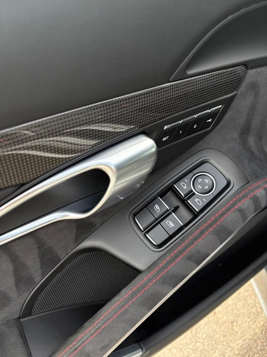 2019 Porsche 718 Cayman - Image 12 of 18