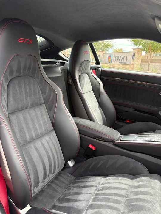 2019 Porsche 718 Cayman - Image 15 of 18