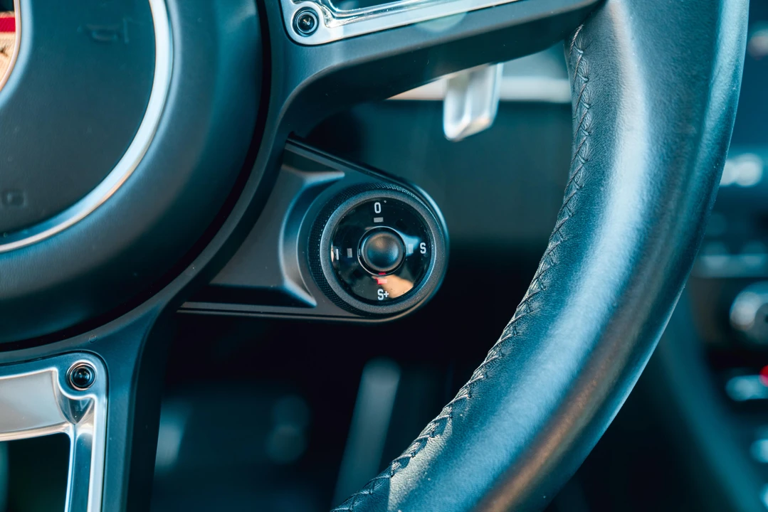 2019 Porsche 718 Cayman GTS - Image 27 of 31