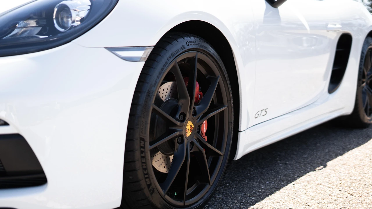 2019 Porsche 718 Cayman GTS - Image 20 of 31