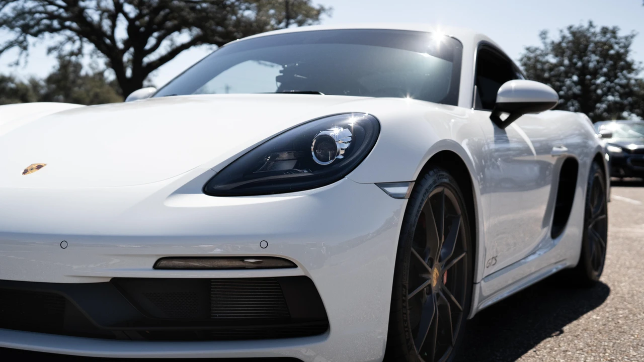 2019 Porsche 718 Cayman GTS - Image 18 of 31