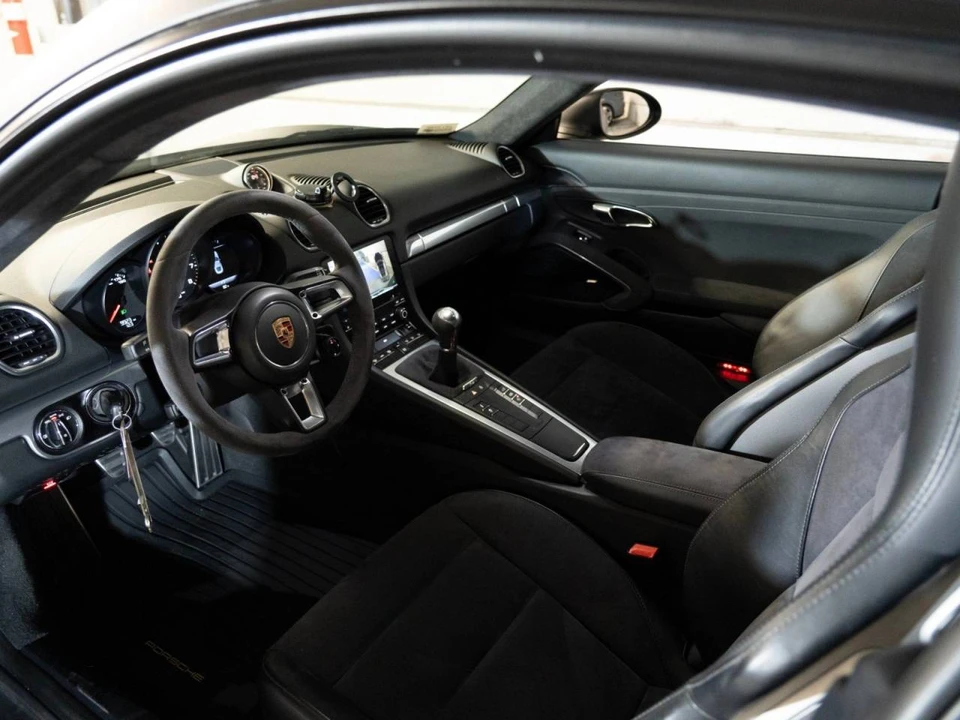 2019 Porsche 718 Cayman GTS - Image 5 of 5