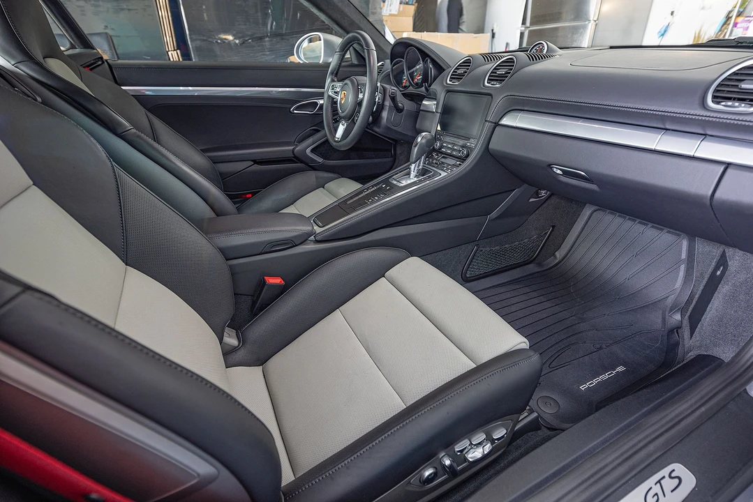 2019 Porsche 718 Cayman GTS - Image 16 of 30