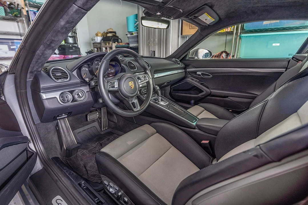 2019 Porsche 718 Cayman GTS - Image 14 of 30