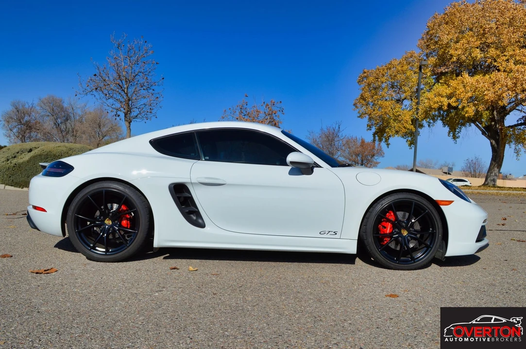 2019 Porsche 718 Cayman - Image 7 of 24
