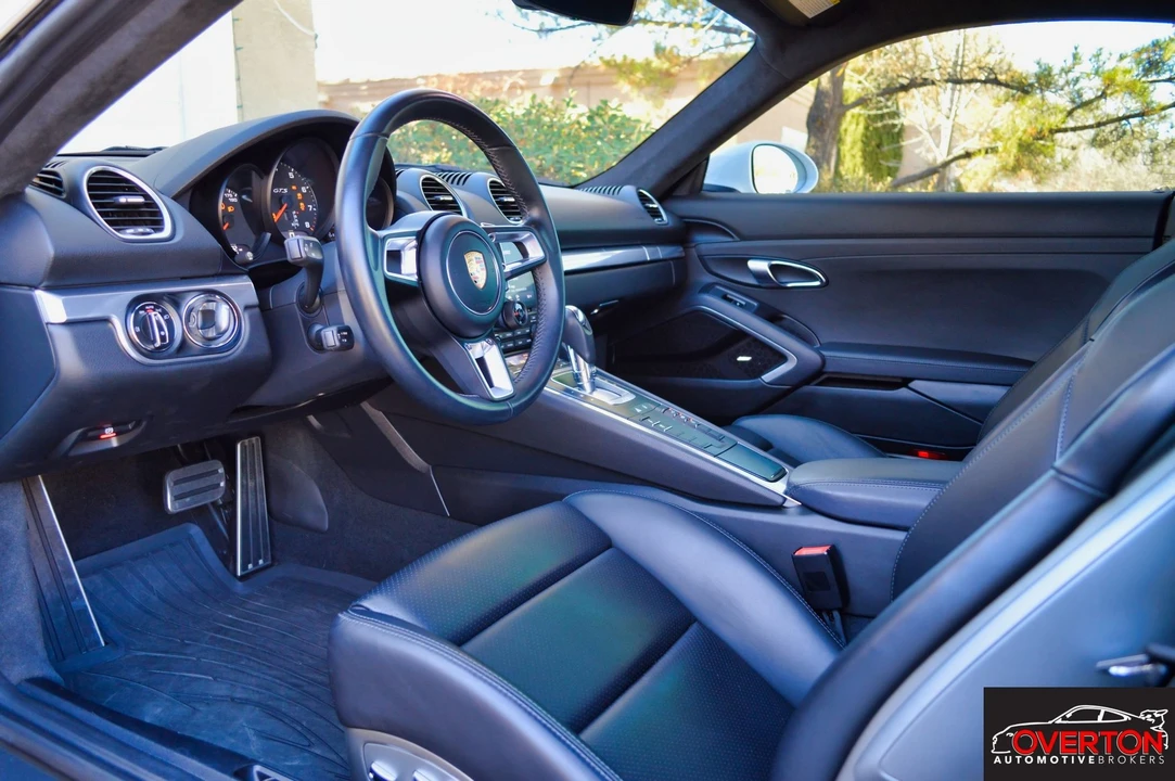 2019 Porsche 718 Cayman - Image 13 of 24