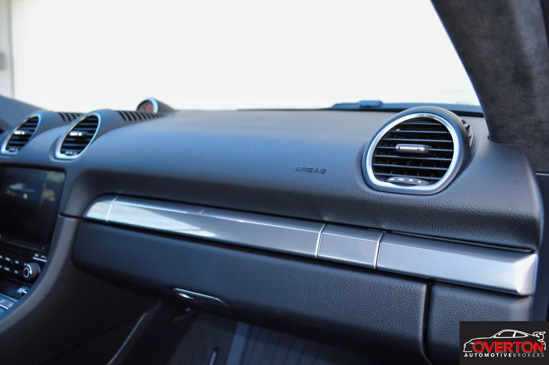 2019 Porsche 718 Cayman - Image 19 of 24
