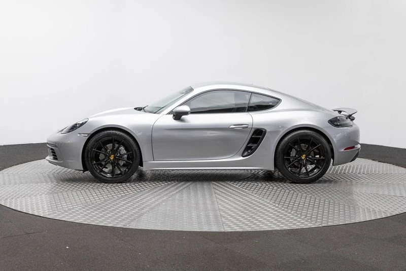 2019 Porsche 718 Cayman - Image 8 of 20
