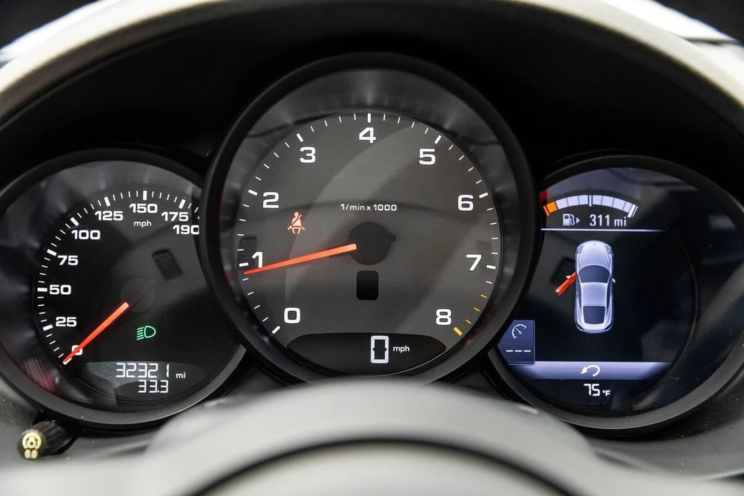 2019 Porsche 718 Cayman S - Image 25 of 31