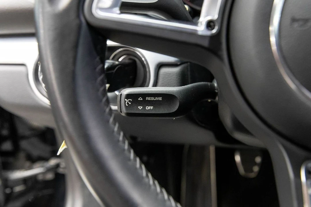 2019 Porsche 718 Cayman S - Image 23 of 31
