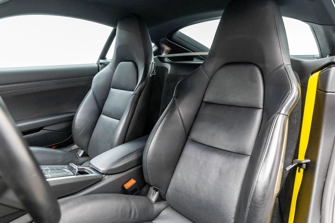 2019 Porsche 718 Cayman S - Image 21 of 31