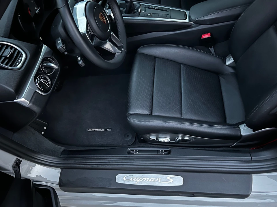 2019 Porsche 718 Cayman S - Image 20 of 31