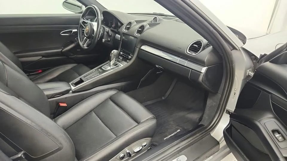 2019 Porsche 718 Cayman S - Image 19 of 20