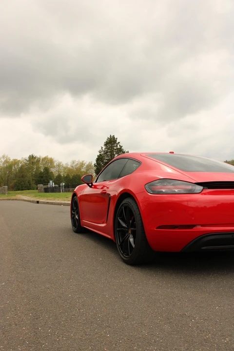 2019 Porsche 718 Cayman S - Image 15 of 31