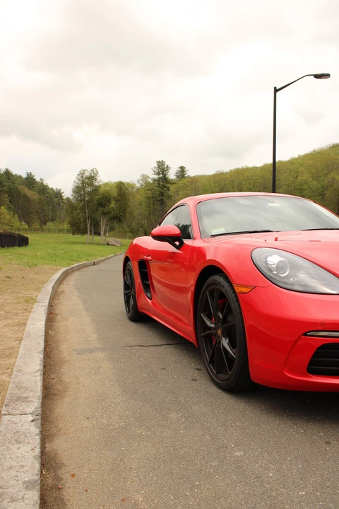 2019 Porsche 718 Cayman S - Image 13 of 31