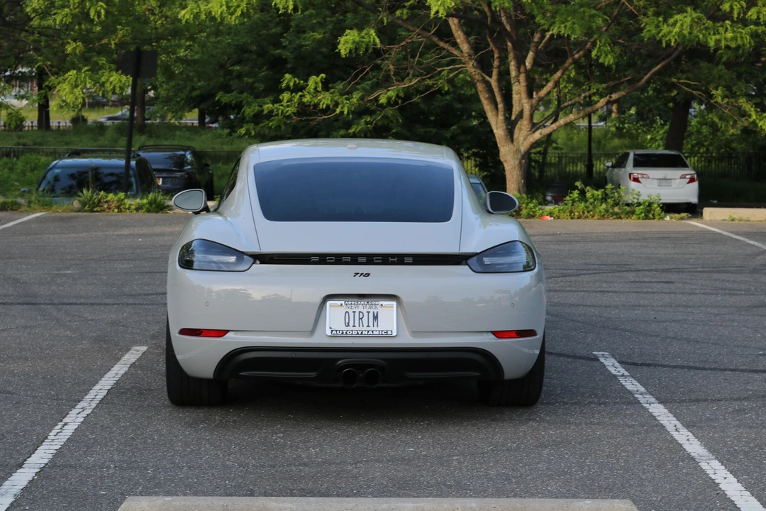 2019 Porsche 718 Cayman - Image 19 of 31