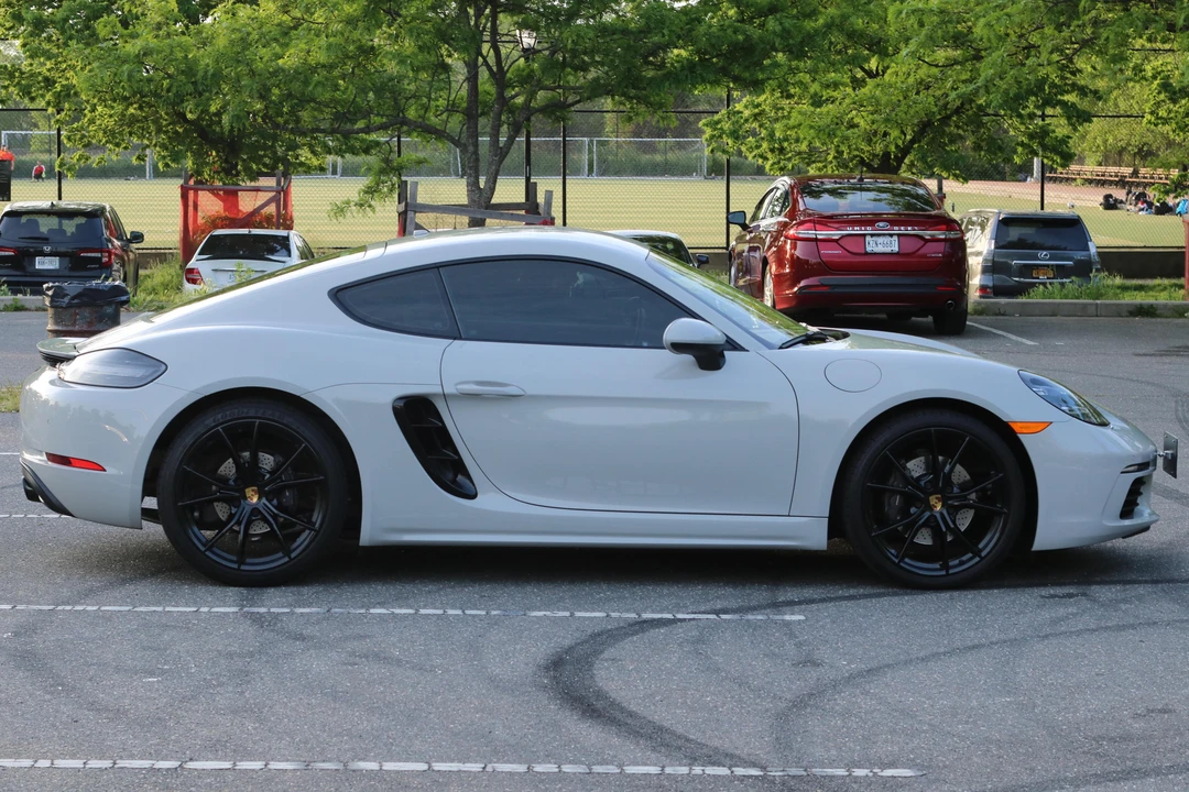 2019 Porsche 718 Cayman - Image 3 of 31