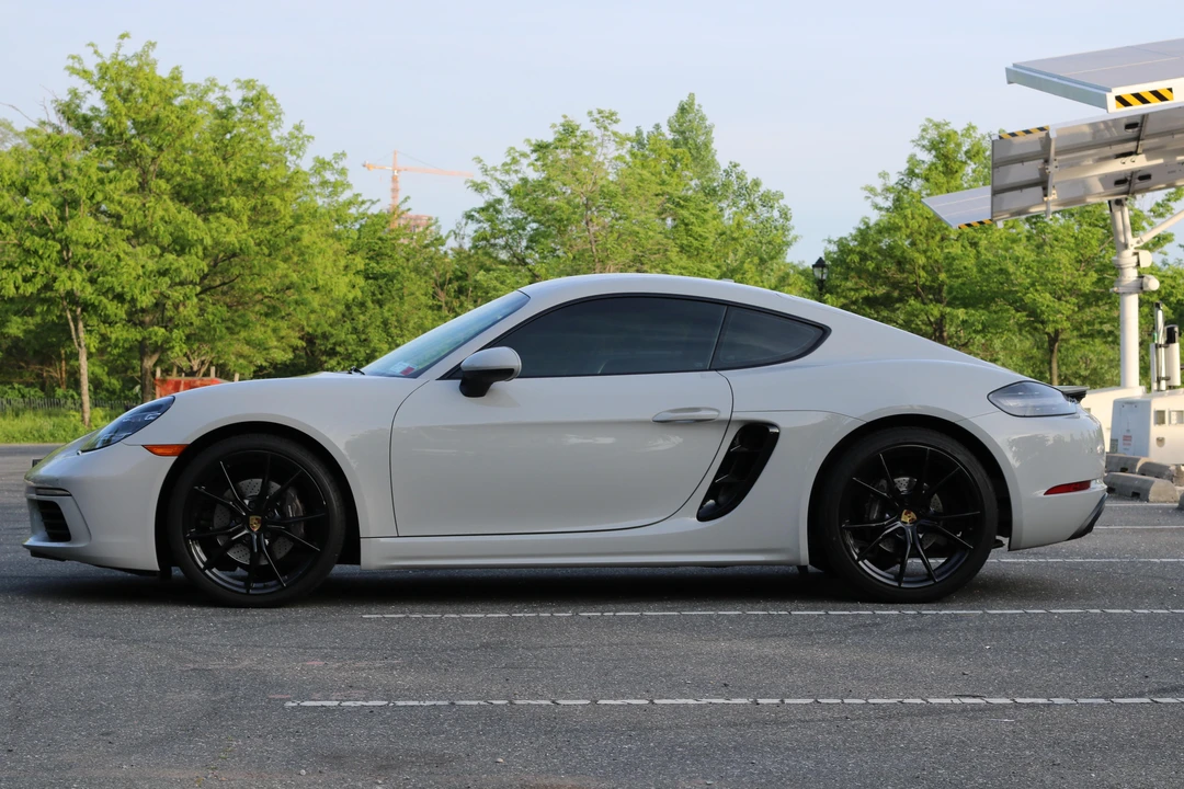 2019 Porsche 718 Cayman - Image 15 of 31
