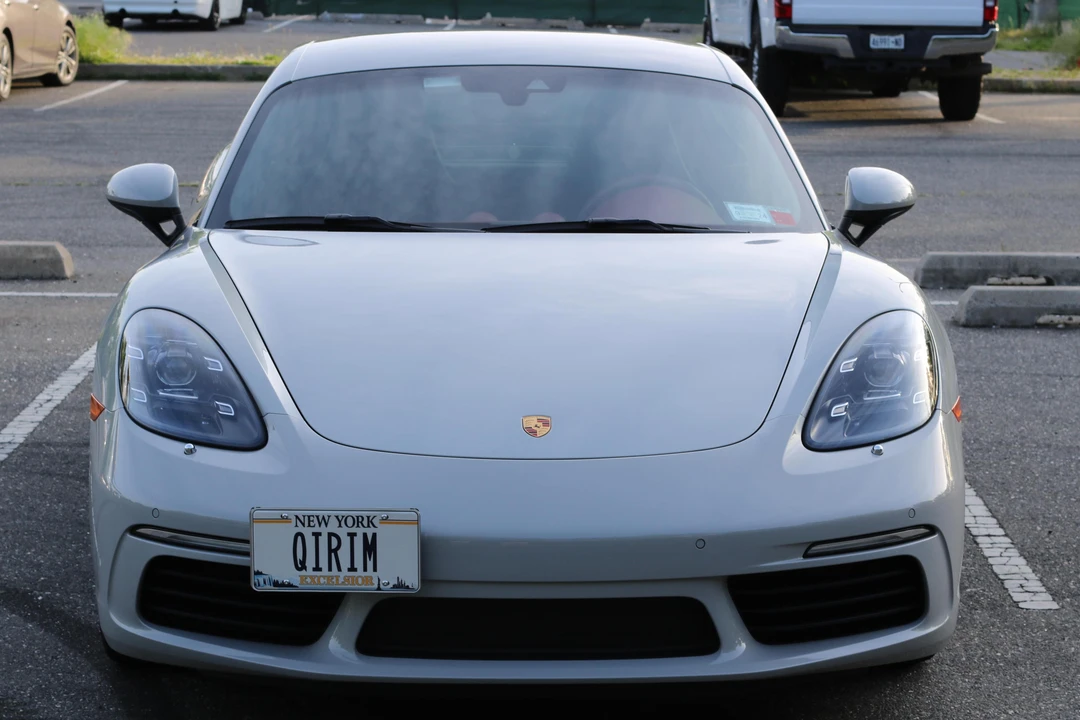 2019 Porsche 718 Cayman - Image 2 of 31