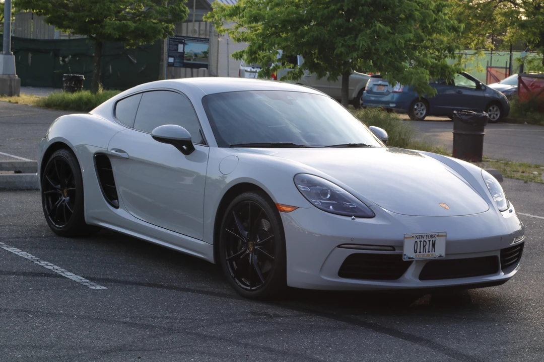 2019 Porsche 718 Cayman - Image 30 of 31