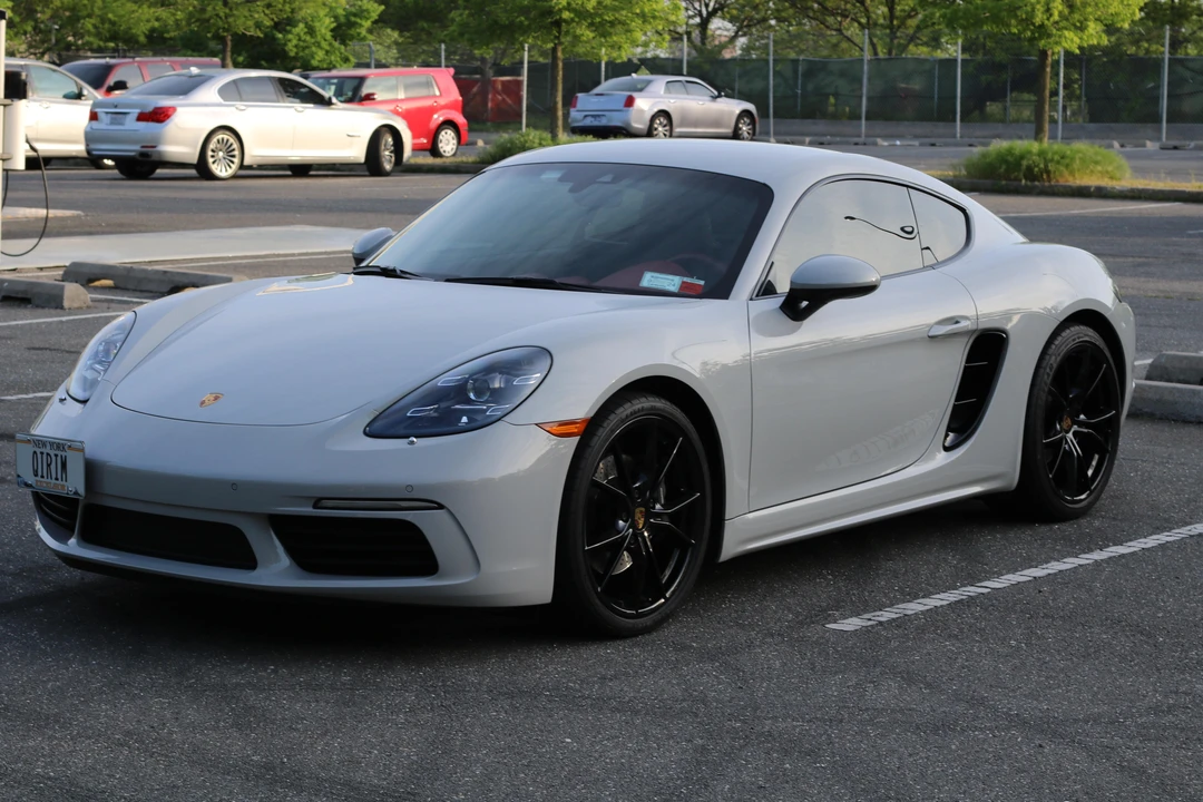 2019 Porsche 718 Cayman - Image 14 of 31