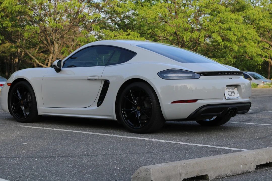 2019 Porsche 718 Cayman - Image 18 of 31