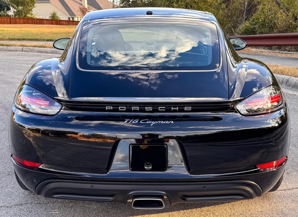 2019 Porsche 718 Cayman - Image 18 of 31