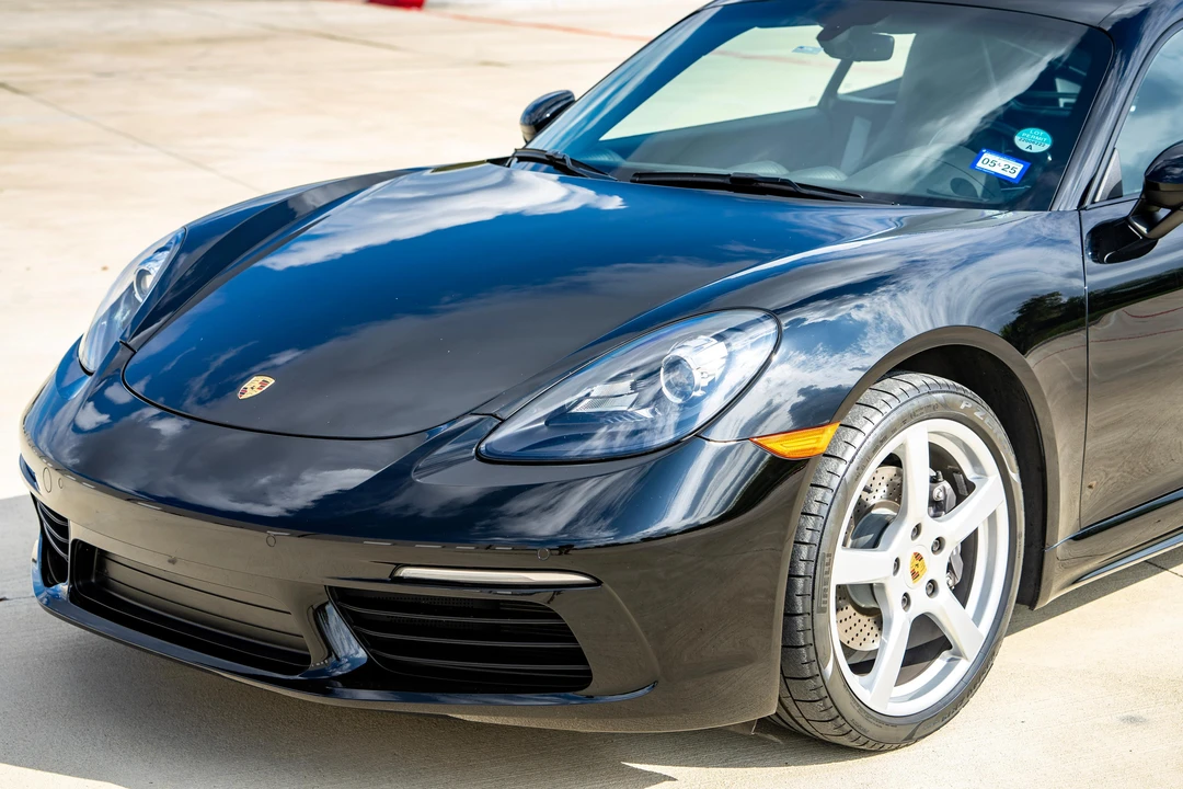 2019 Porsche 718 Cayman - Image 30 of 31