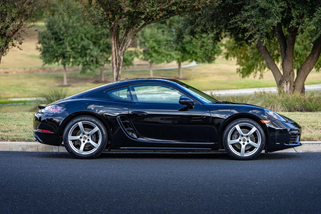 2019 Porsche 718 Cayman - Image 25 of 31