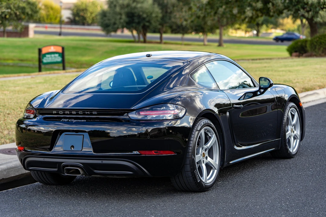 2019 Porsche 718 Cayman - Image 19 of 31