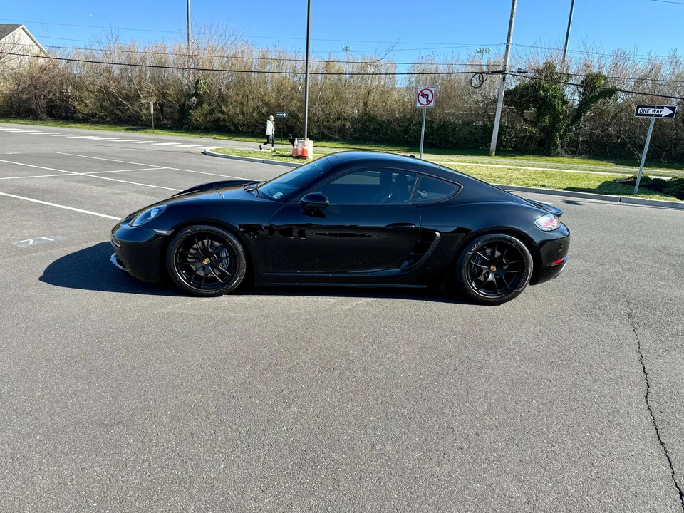 2019 Porsche 718 Cayman - Image 9 of 31
