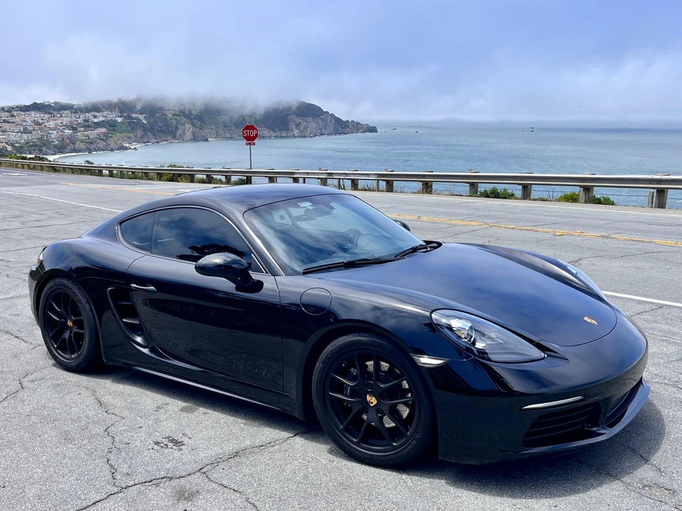 2019 Porsche 718 Cayman - Image 18 of 31