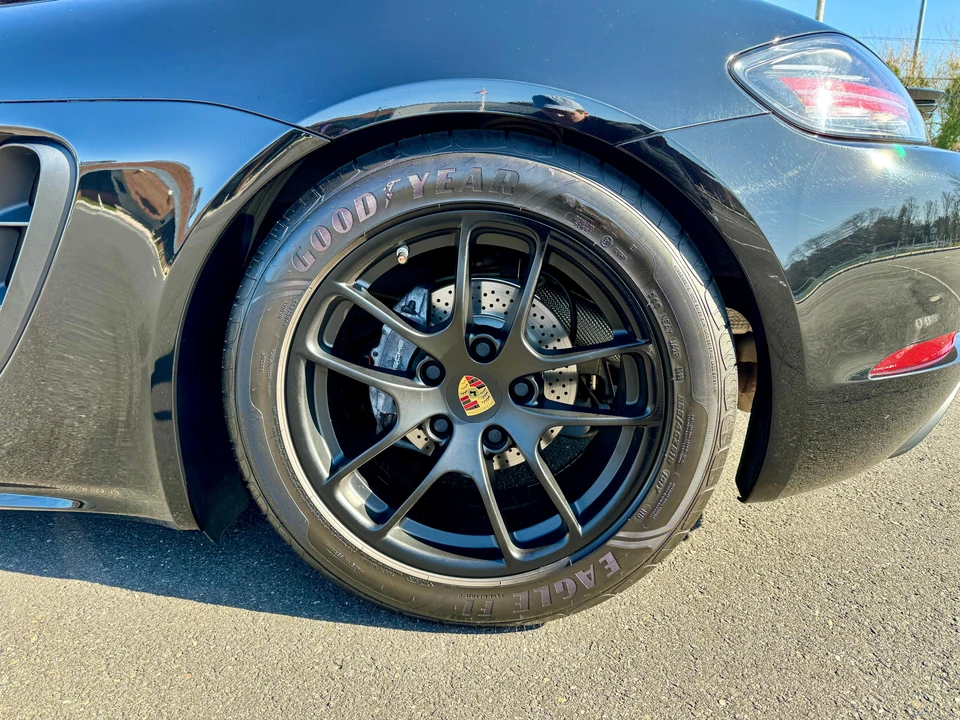2019 Porsche 718 Cayman - Image 27 of 31