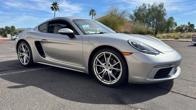 2019 Porsche 718 Cayman - Image 16 of 21