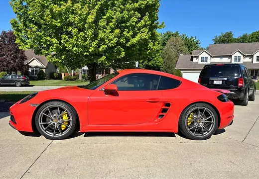 2019 Porsche 718 Cayman